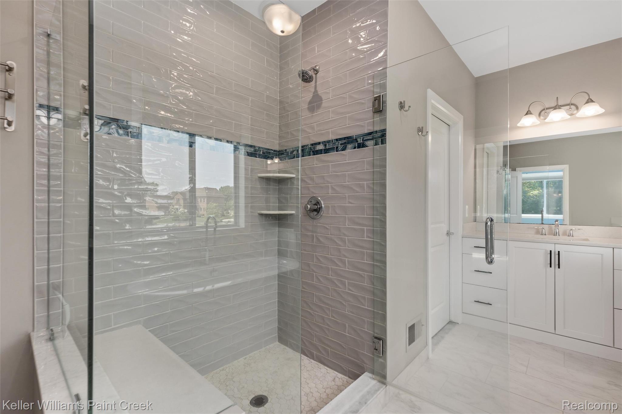 2100 Shane Court Property Photo 19