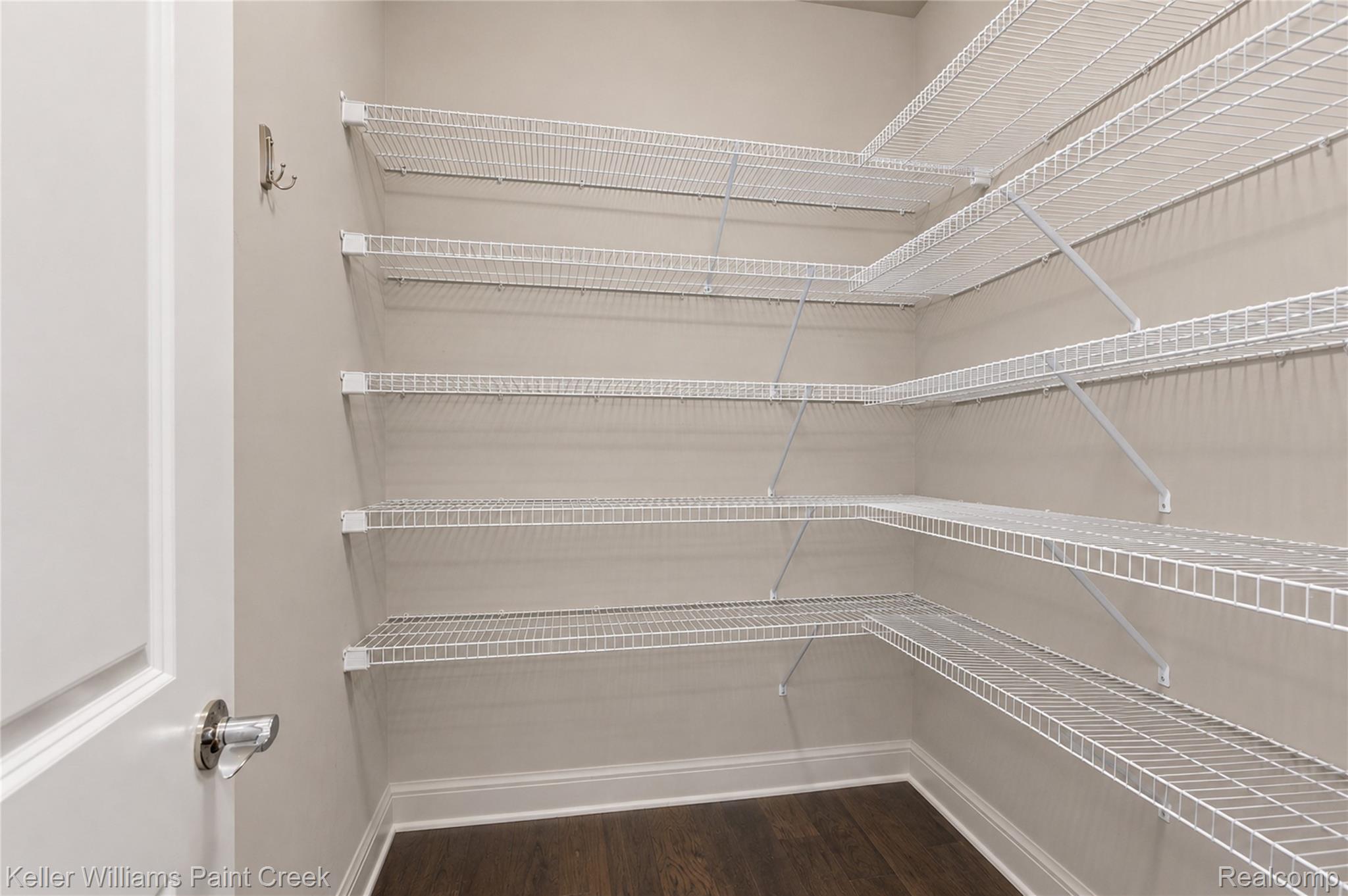 2100 Shane Court Property Photo 22