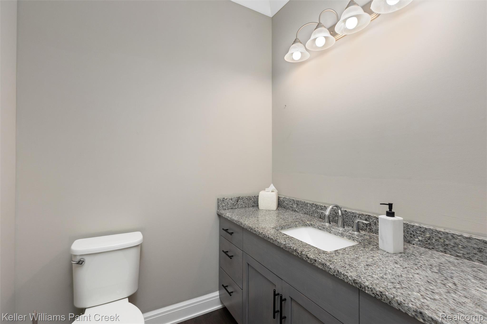 2100 Shane Court Property Photo 31