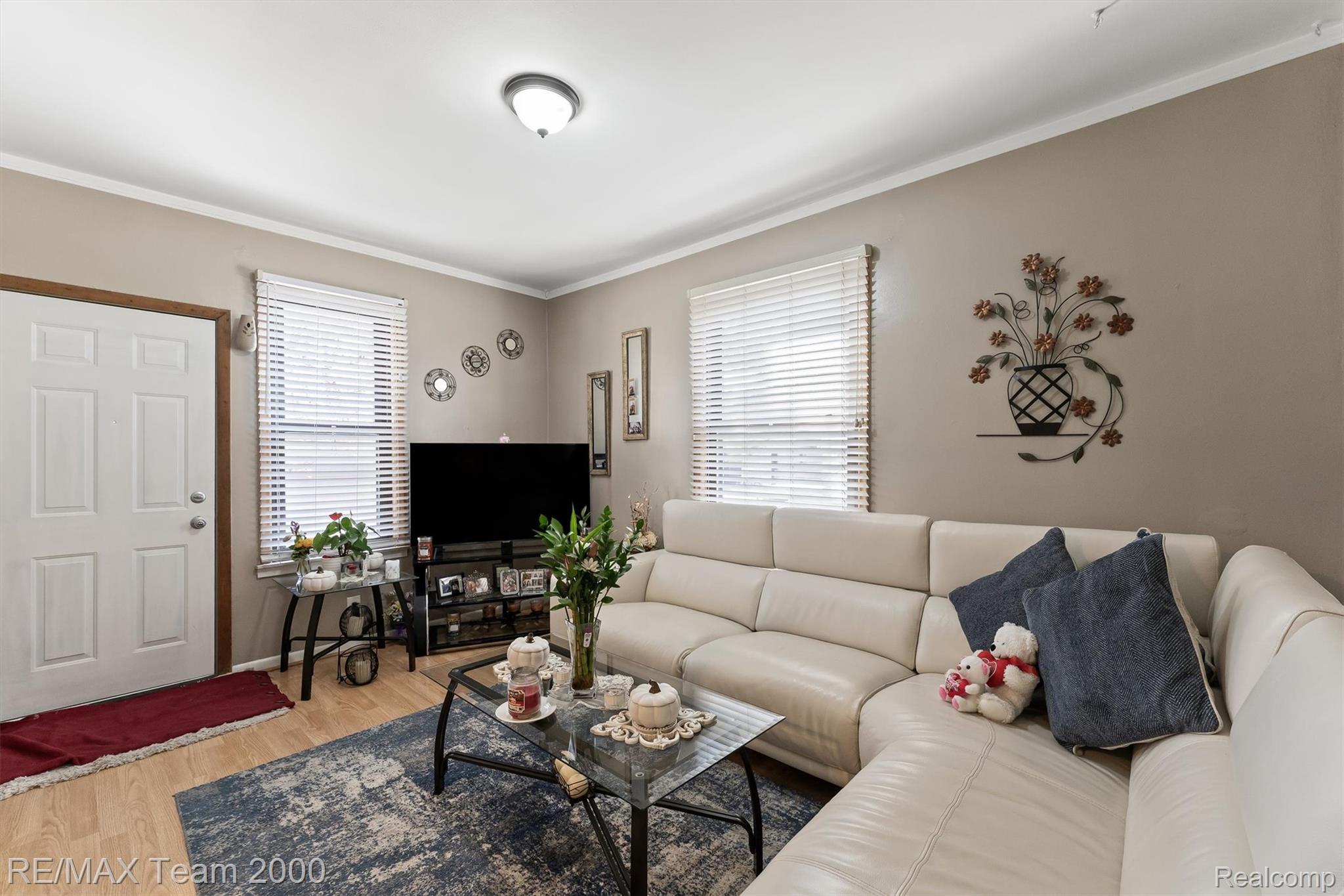 5734 N Gulley Road Property Photo 4