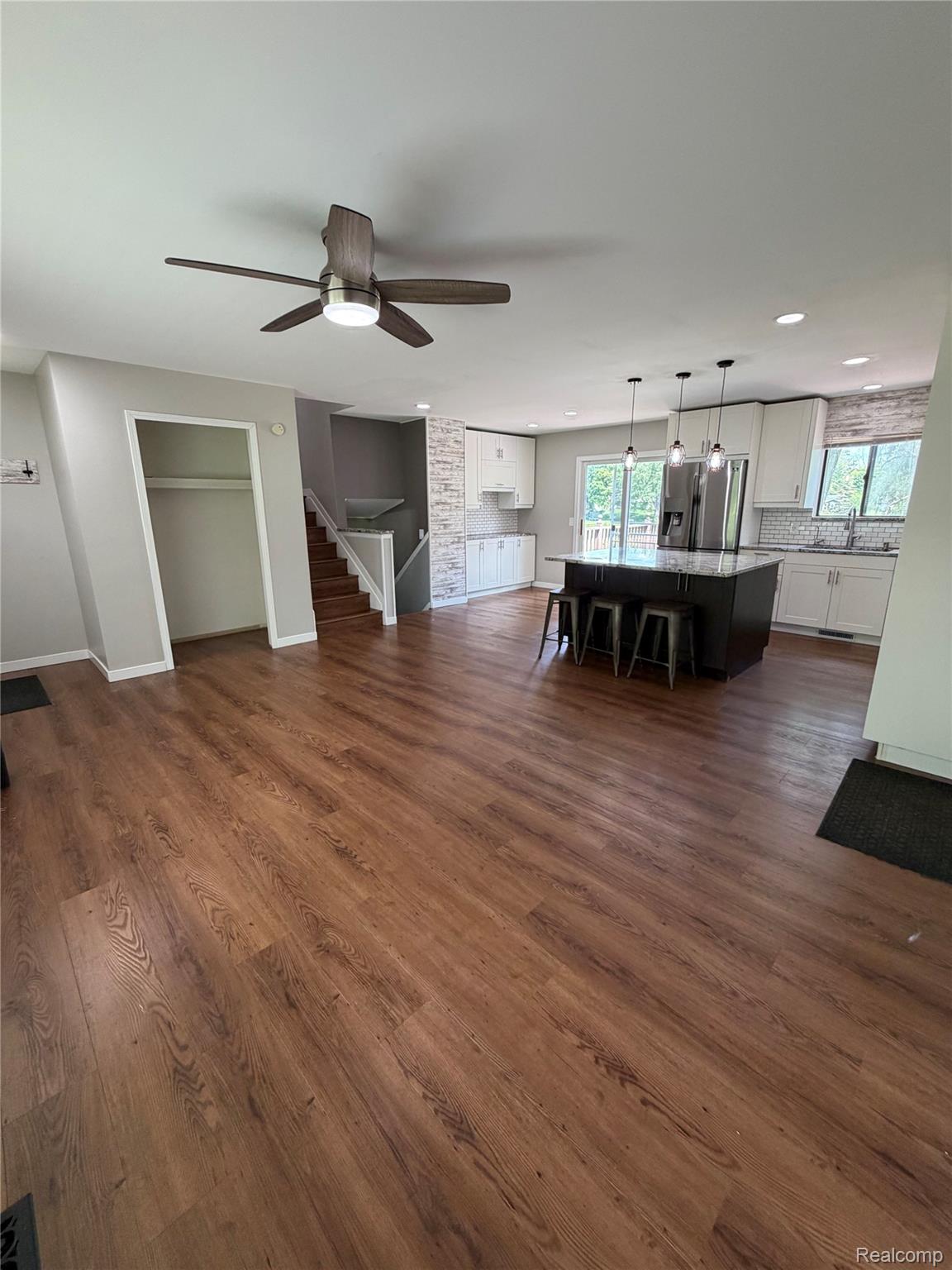 4544 Hillview Shores Property Photo 11