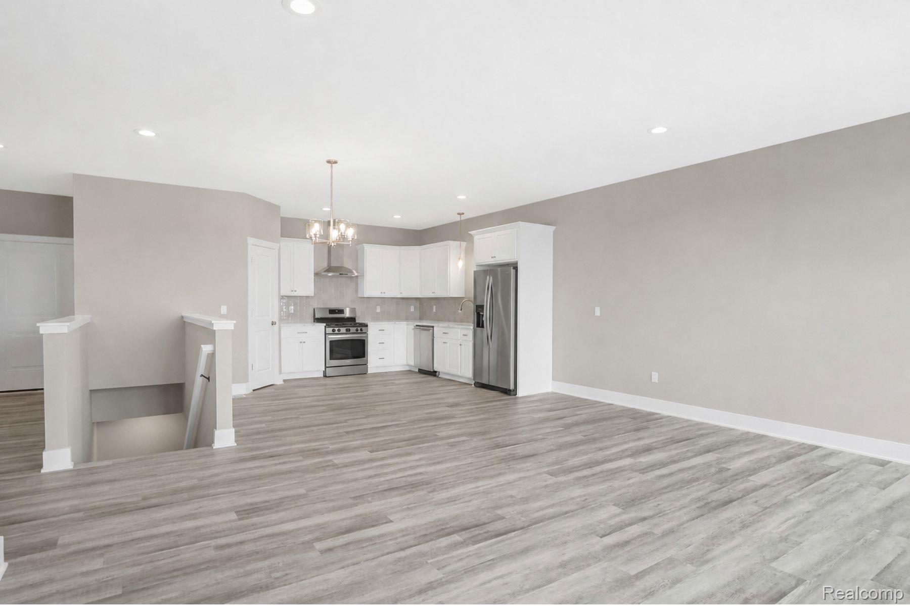 2255 Gilder Drive Property Photo 6