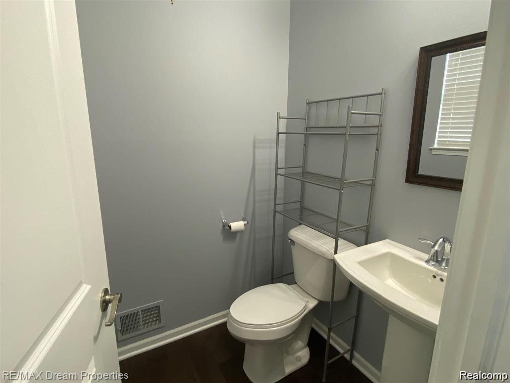 3220 Johanna Ware Property Photo 16