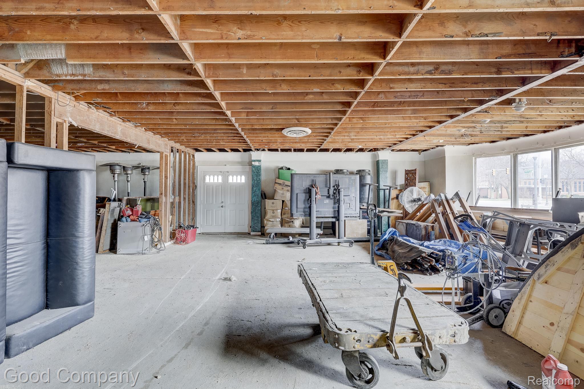 23919 John R Road Property Photo 15