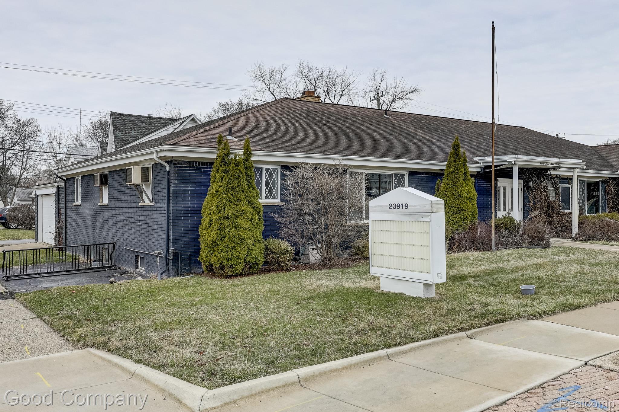 23919 John R Road Property Photo 37