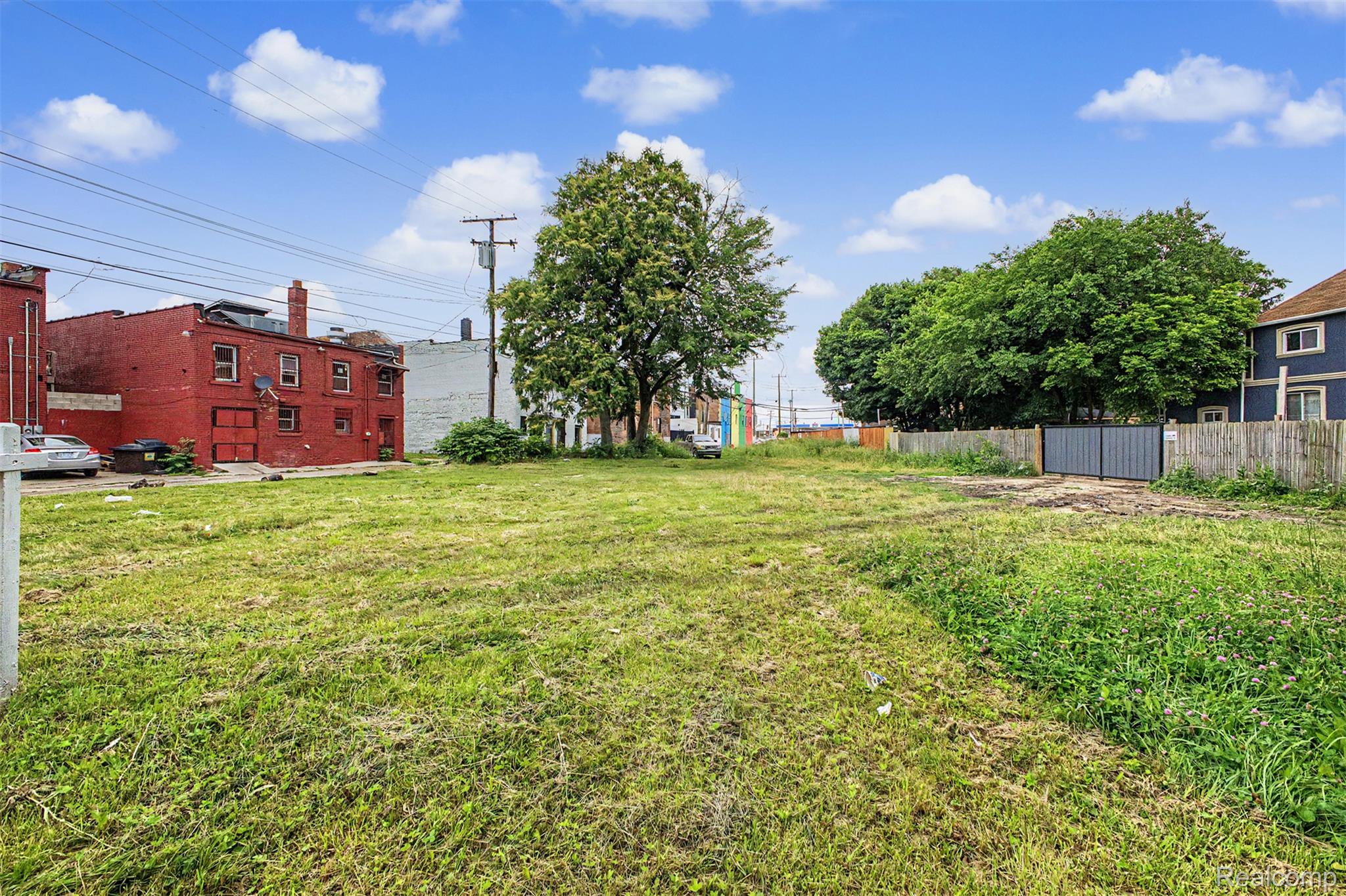 6355 Michigan Avenue Property Photo 6