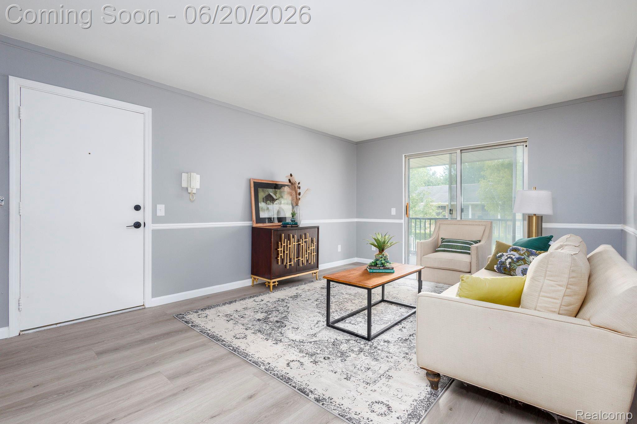 11845 Ina Drive Property Photo 6