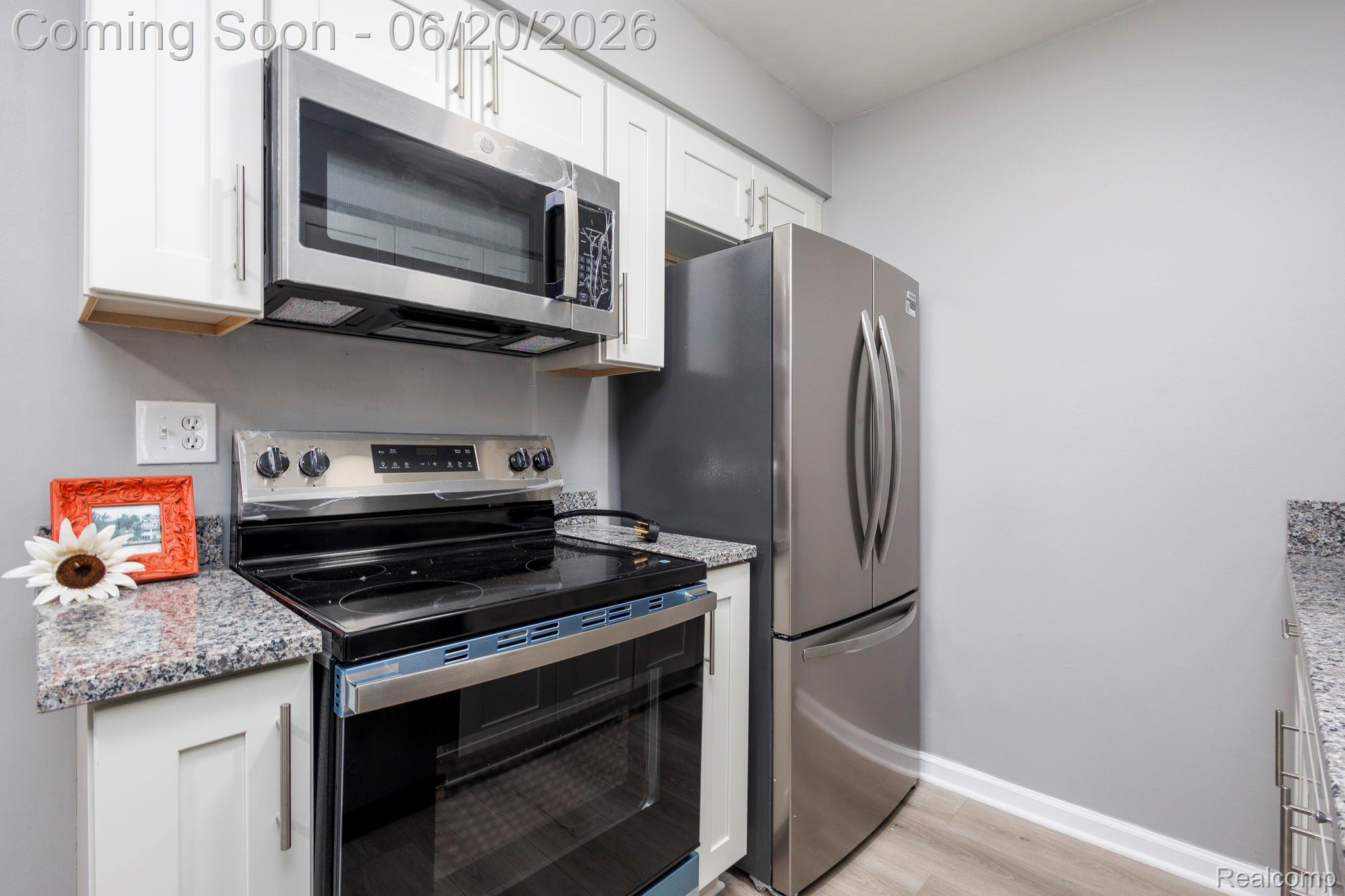 11845 Ina Drive Property Photo 12
