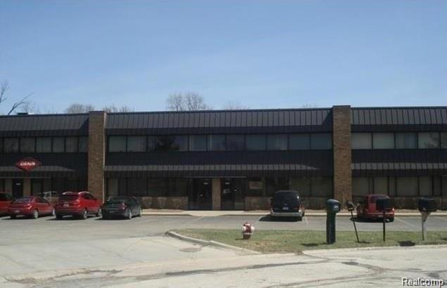 3757 Commerce Court Property Photo 1