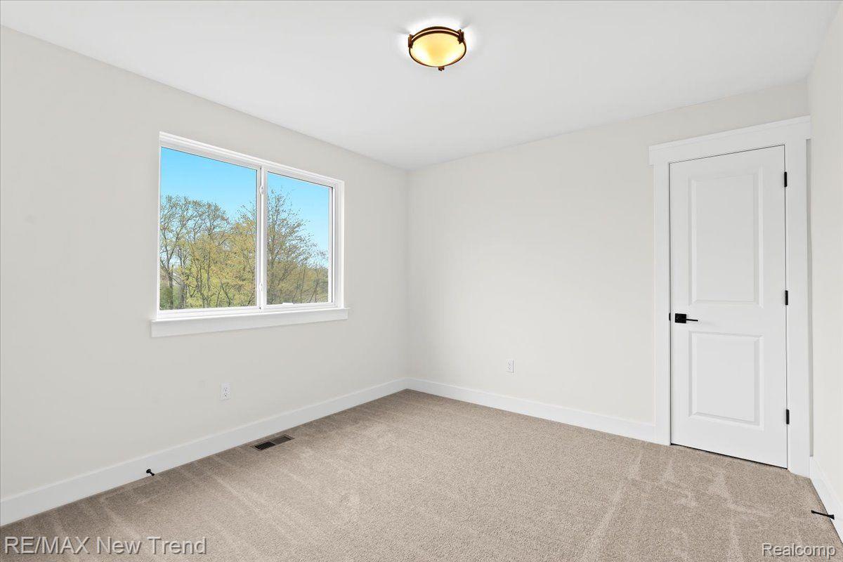 7829 Trailside Court Property Photo 27