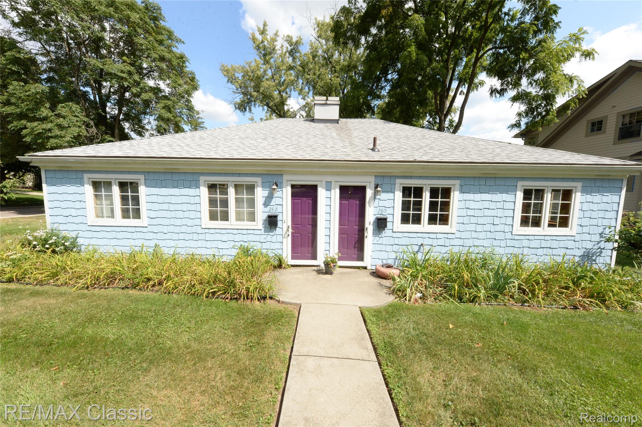 280 Hutton Street Property Photo 3