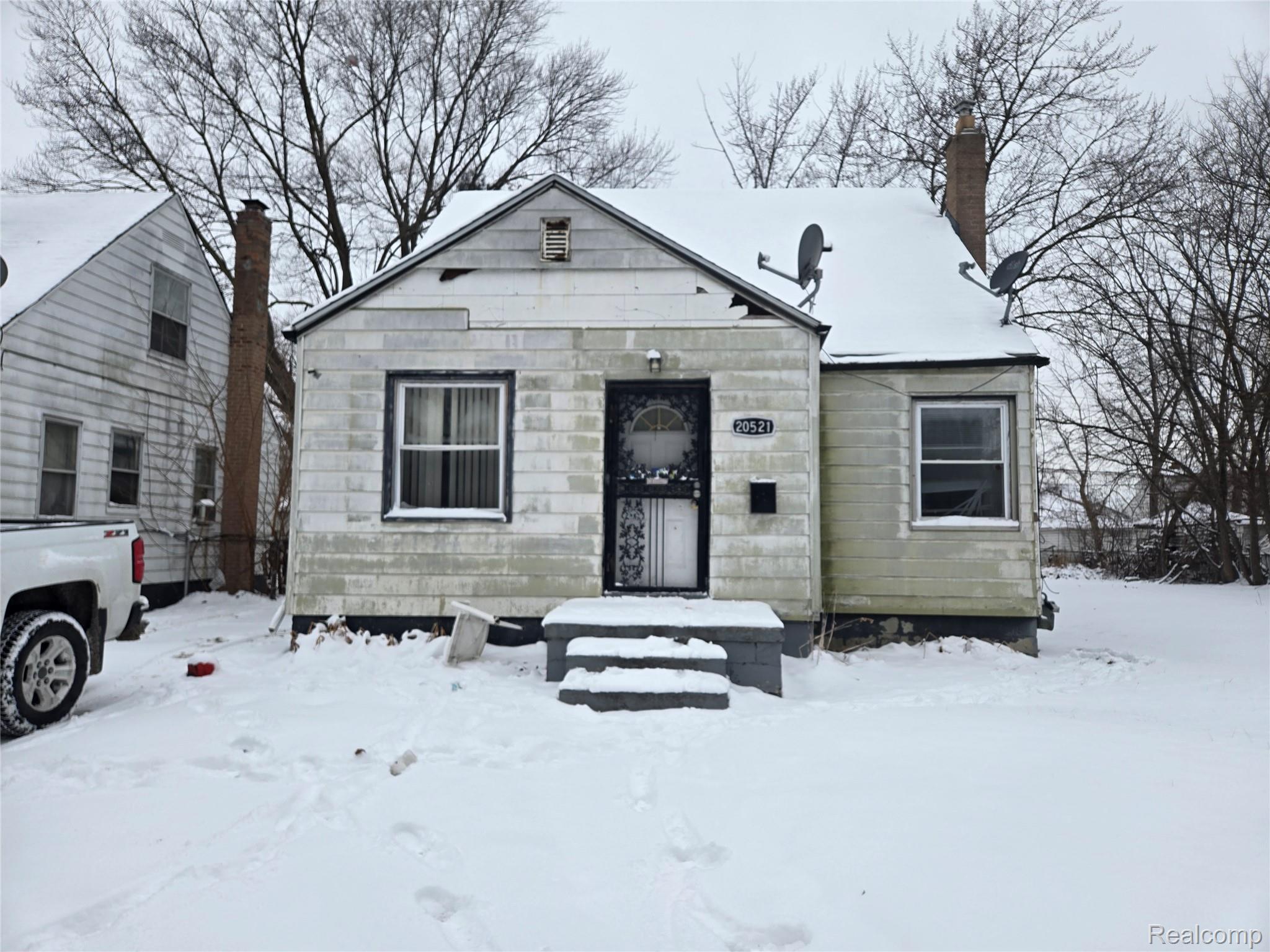 20521 Strasburg Street Property Photo 1