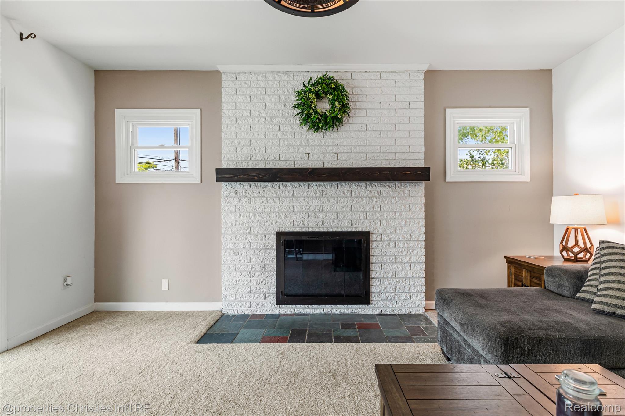 20200 Shores Street Property Photo 11