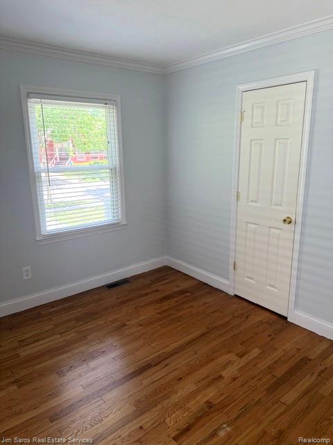 1424 Chapin Avenue Property Photo 4
