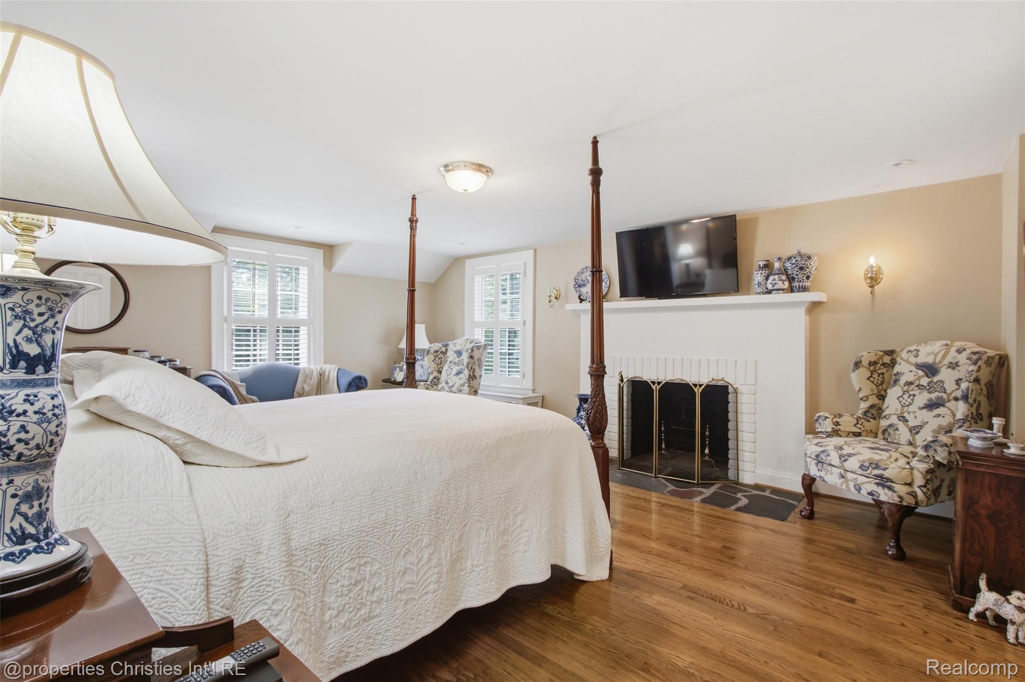 485 Westwood Drive Property Photo 18
