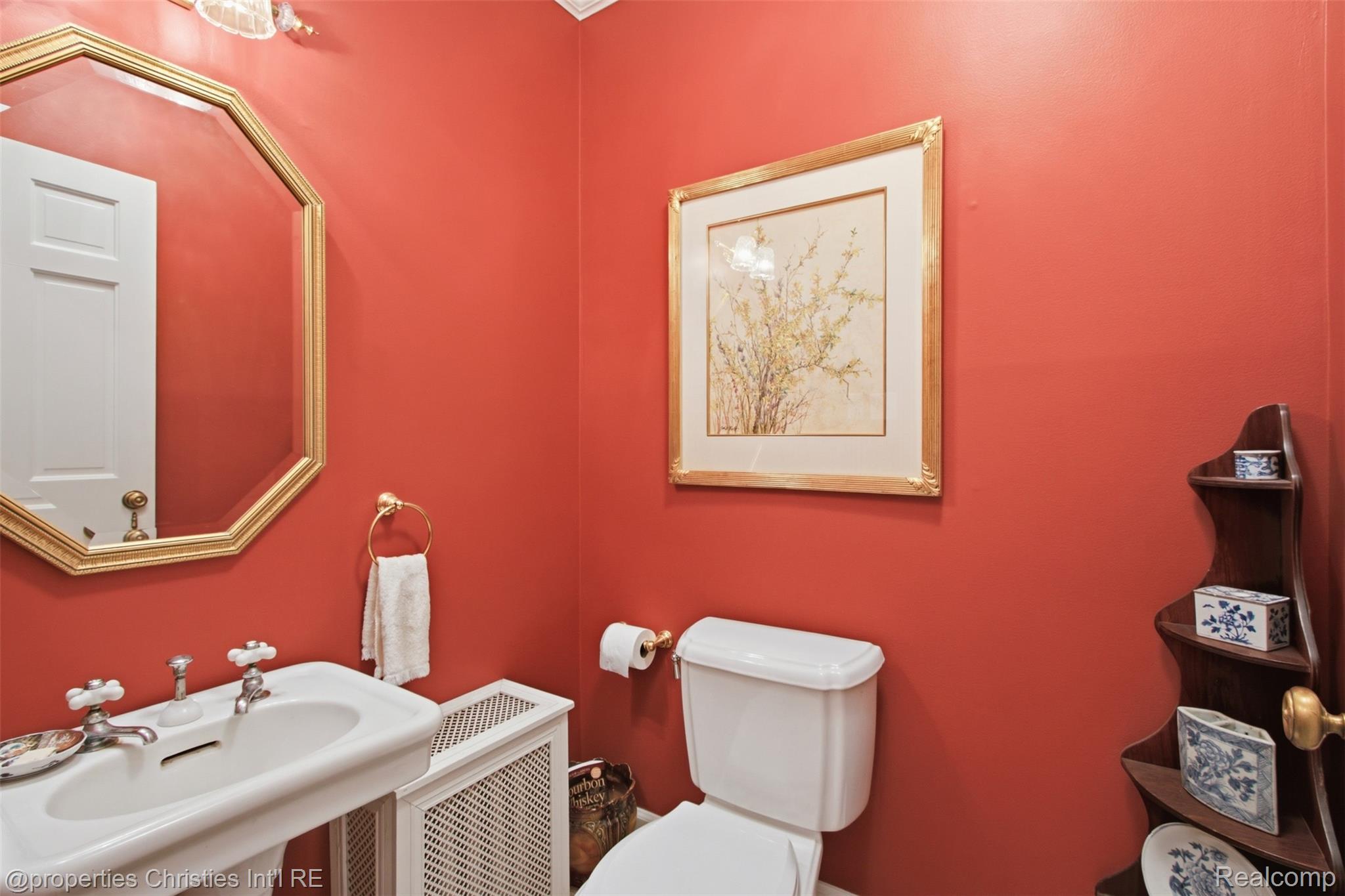 485 Westwood Drive Property Photo 33