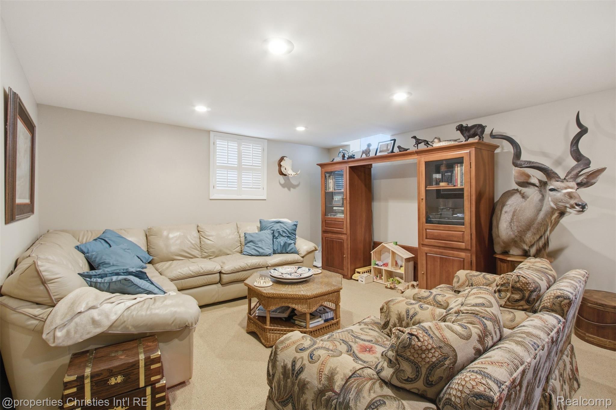 485 Westwood Drive Property Photo 35