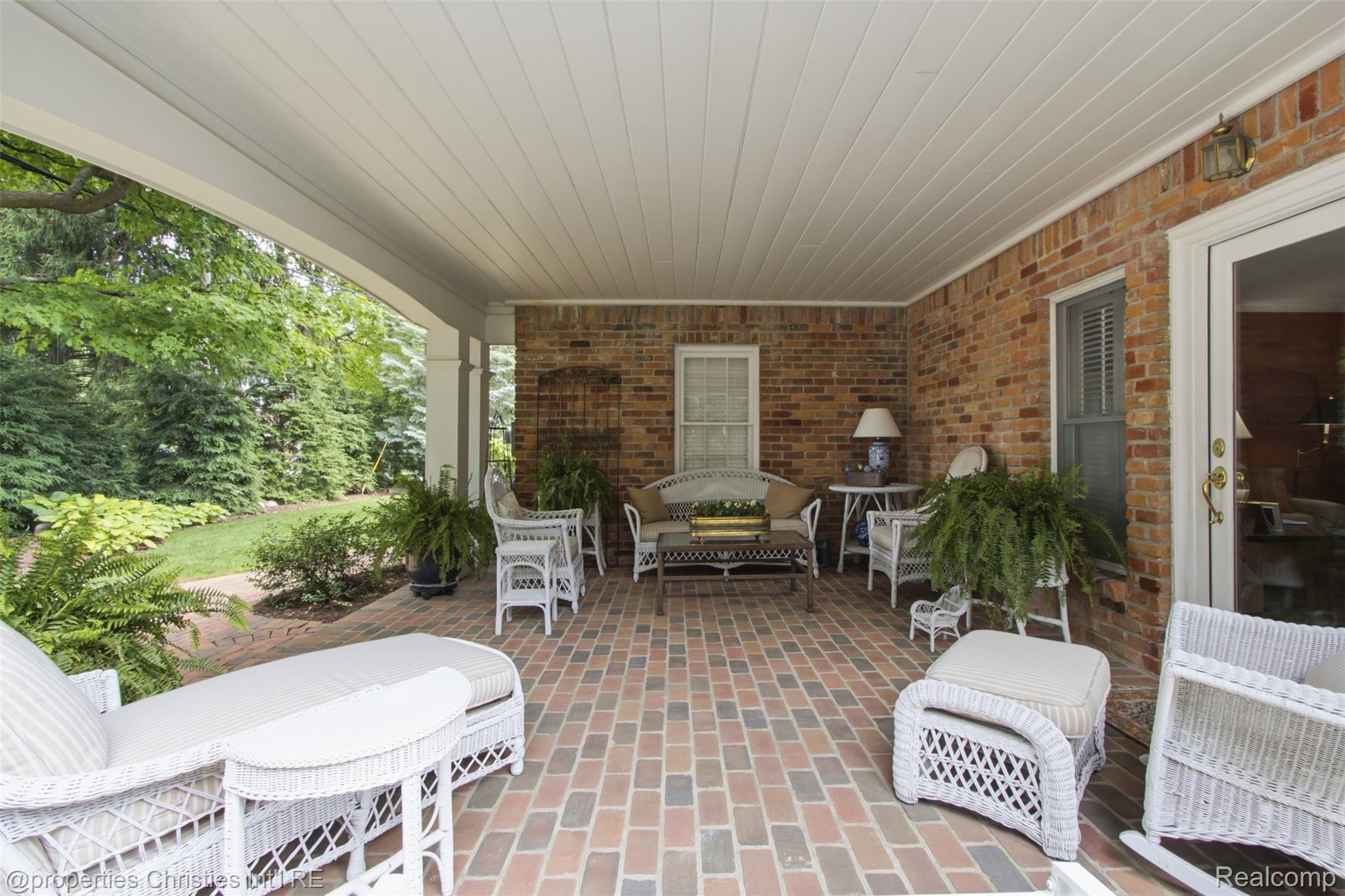 485 Westwood Drive Property Photo 46