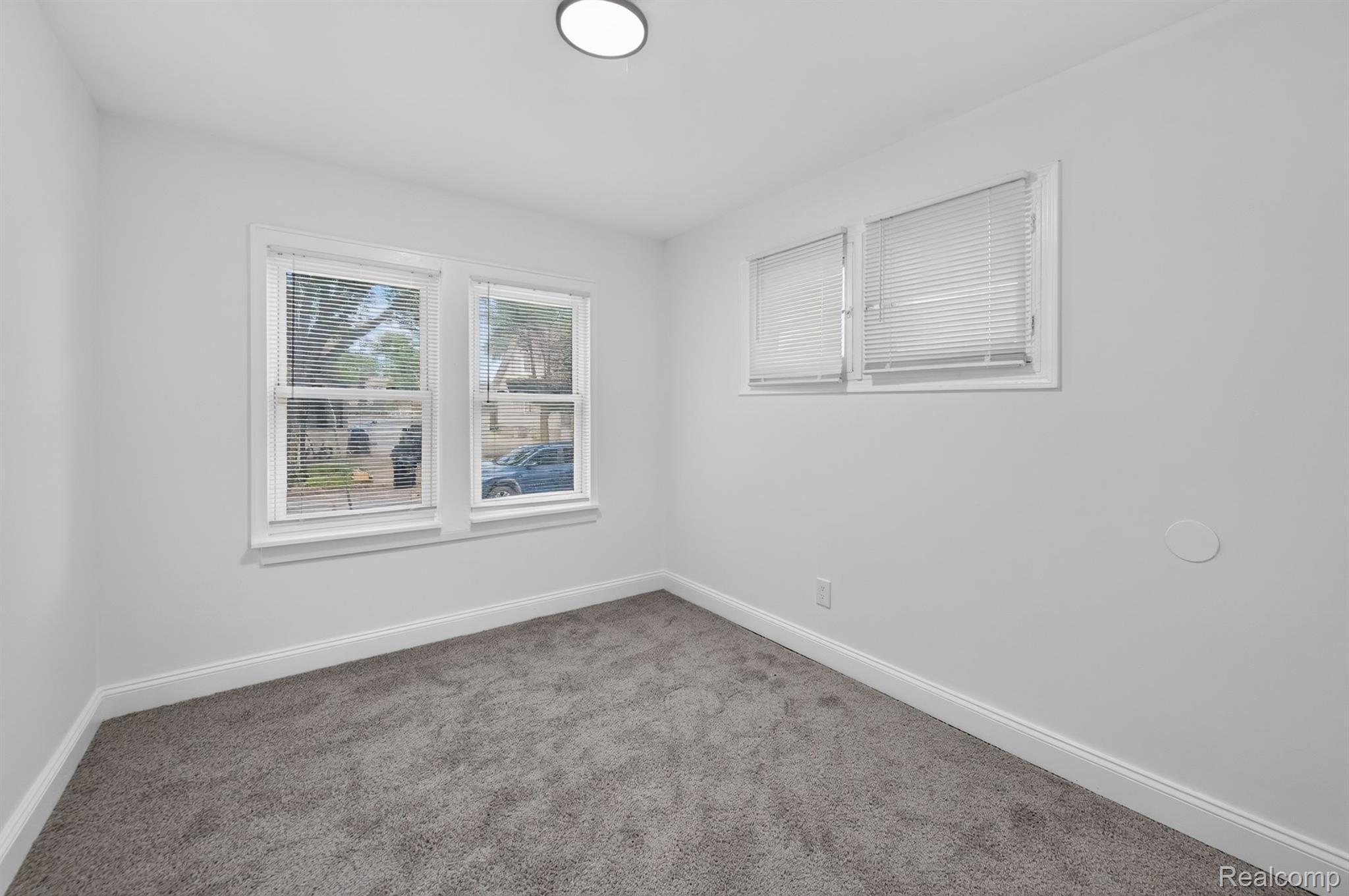 15906 Monica Street Property Photo 9