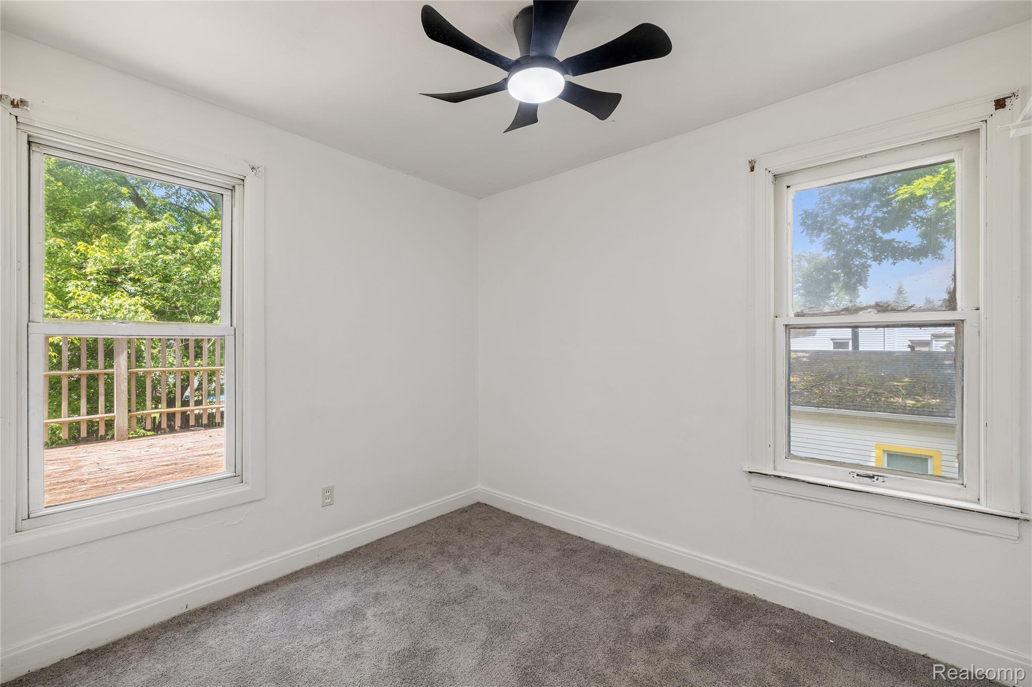 242 Crocker Boulevard Property Photo 15