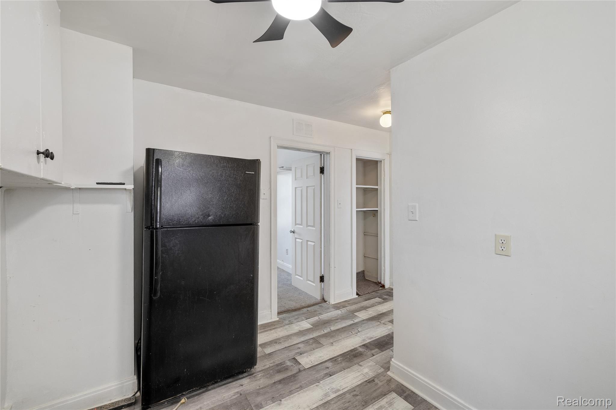 242 Crocker Boulevard Property Photo 23