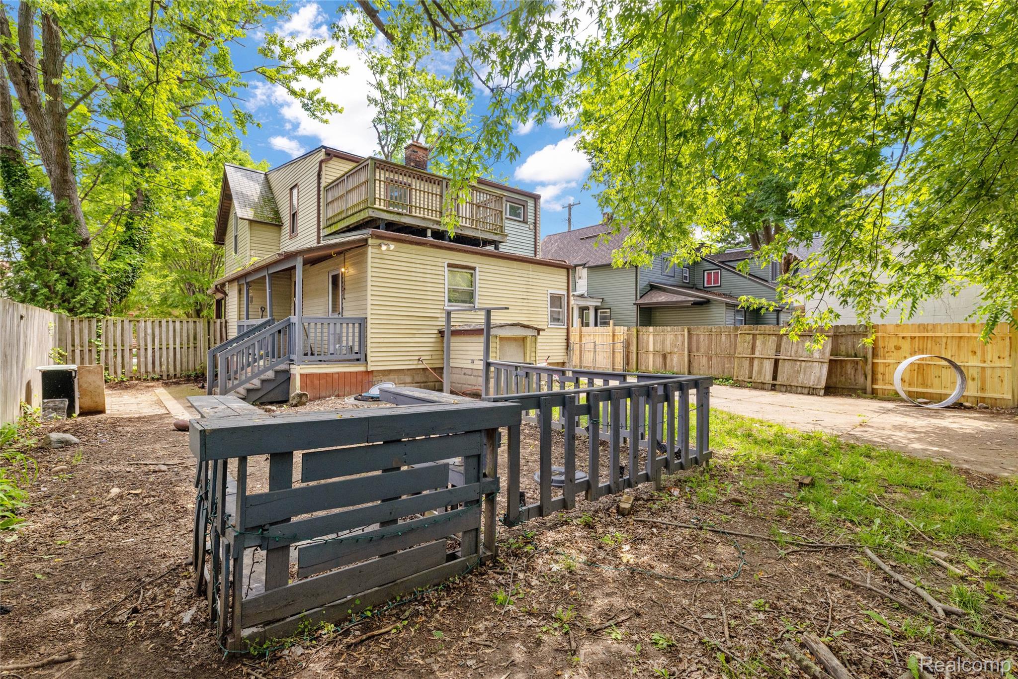 242 Crocker Boulevard Property Photo 46