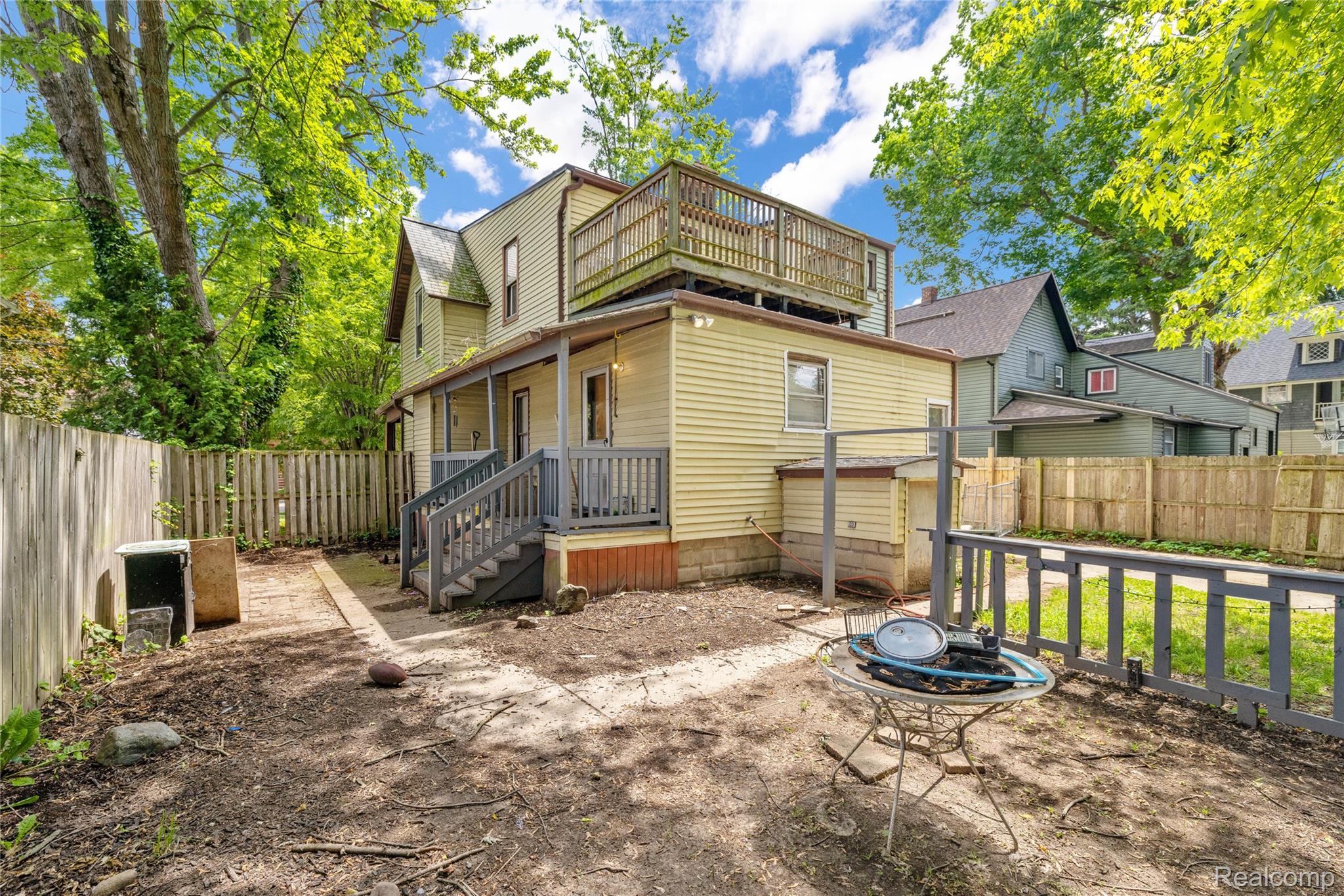 242 Crocker Boulevard Property Photo 47