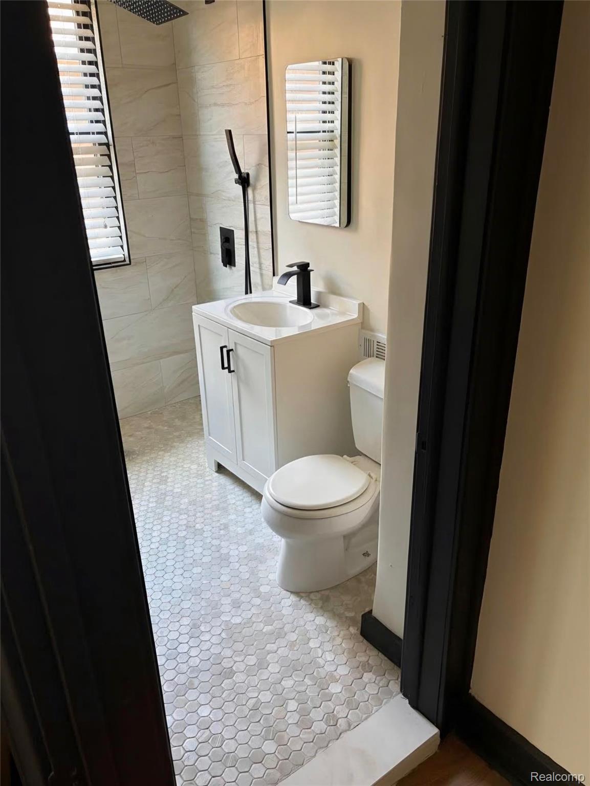 2020 Clements Street Property Photo 7