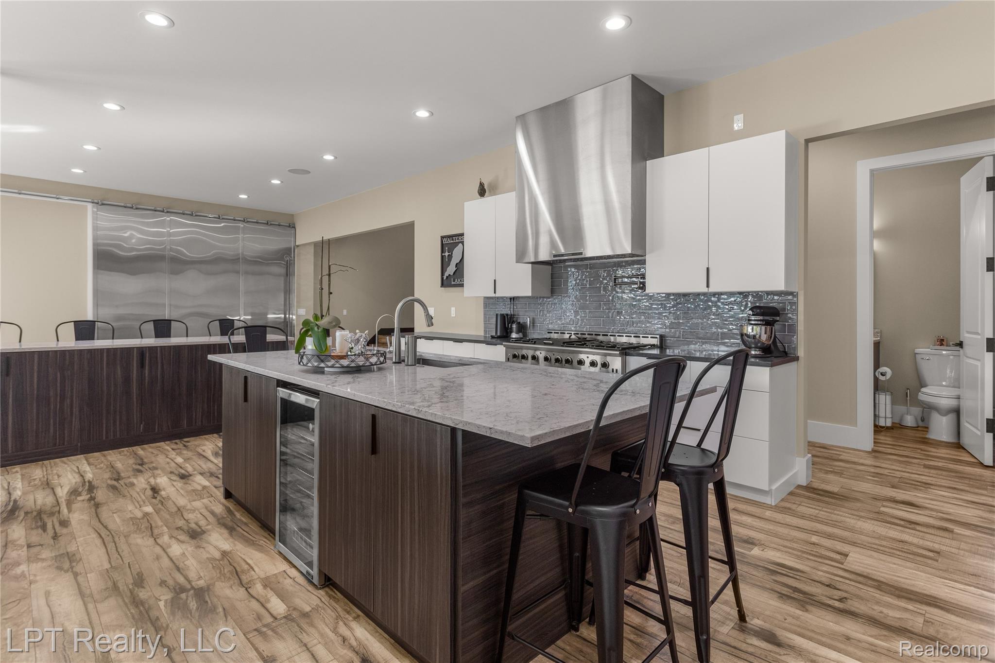 5029 Forest Valley Drive Property Photo 17