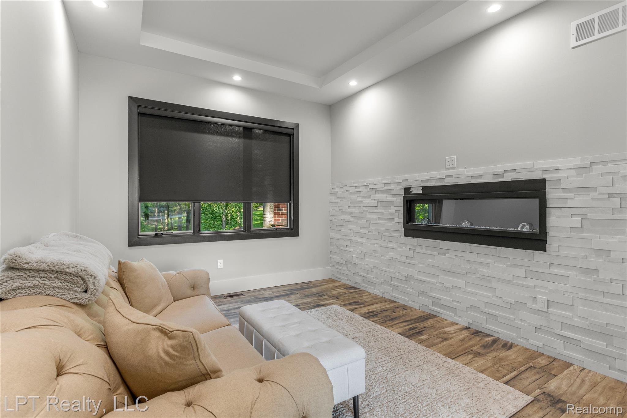 5029 Forest Valley Drive Property Photo 25