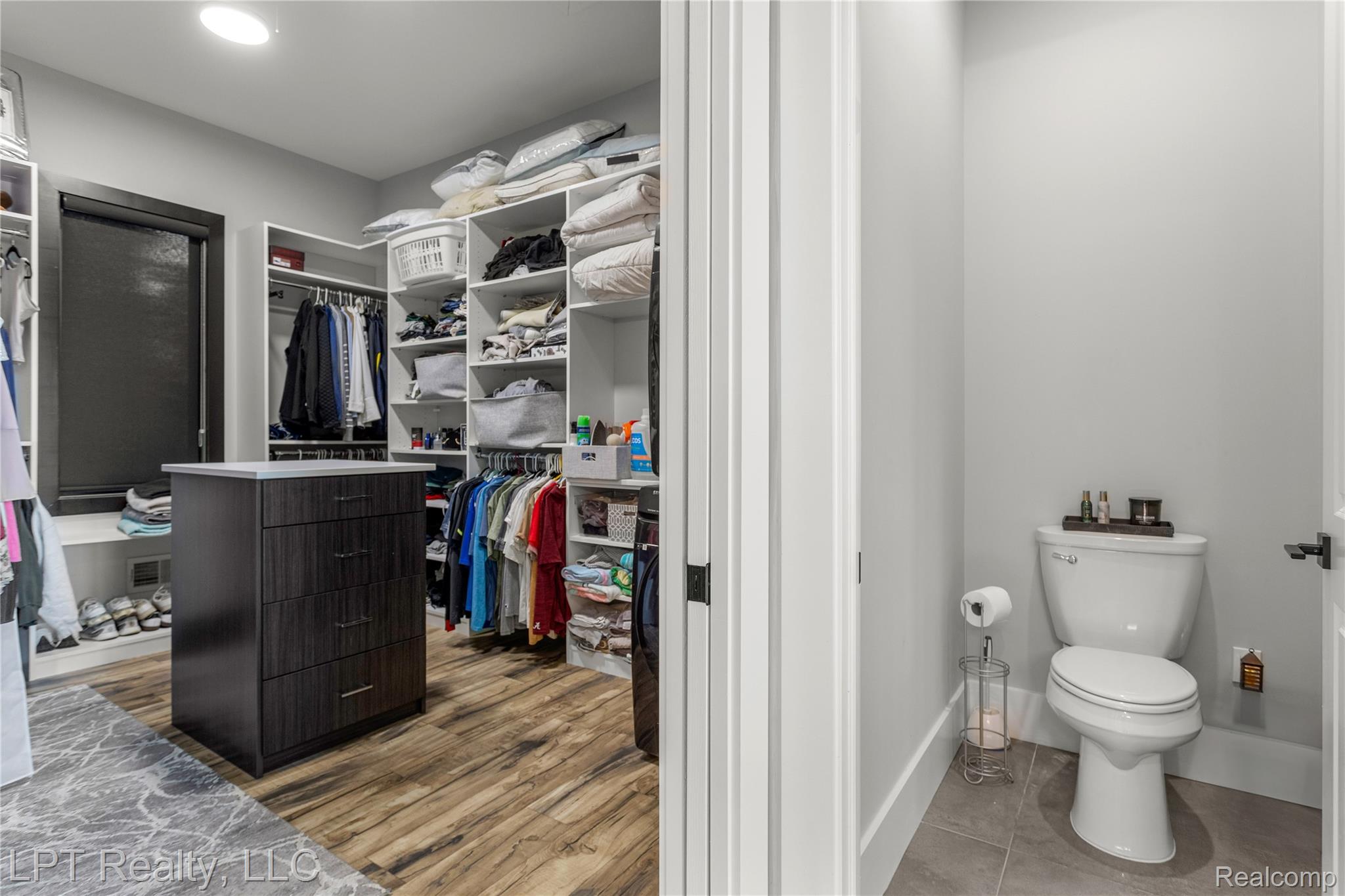 5029 Forest Valley Drive Property Photo 32