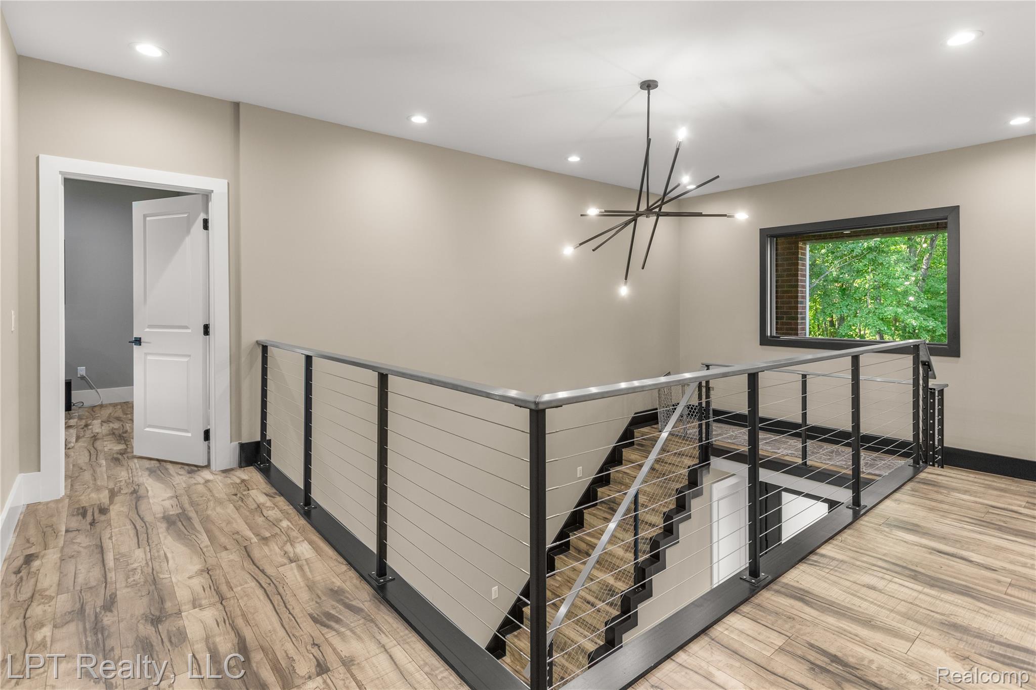 5029 Forest Valley Drive Property Photo 36