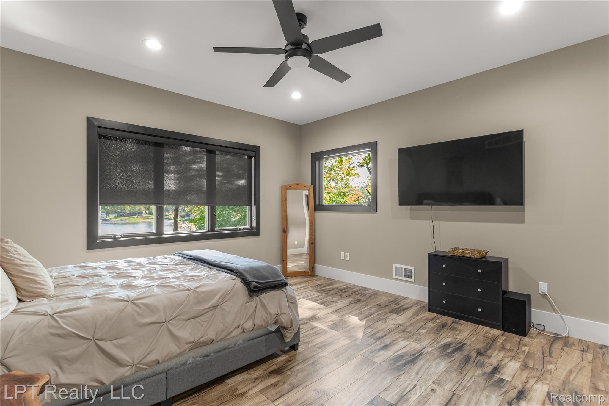5029 Forest Valley Drive Property Photo 43