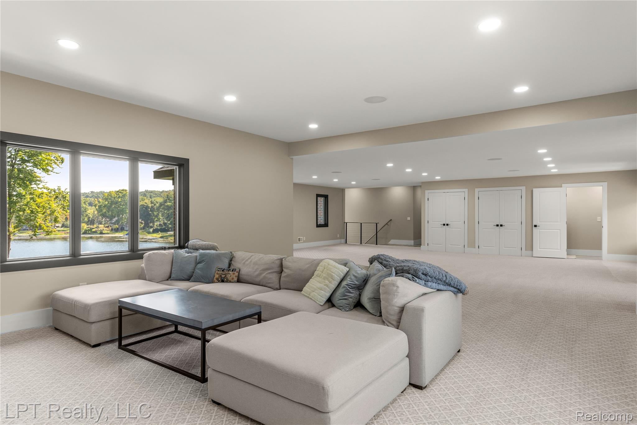 5029 Forest Valley Drive Property Photo 52