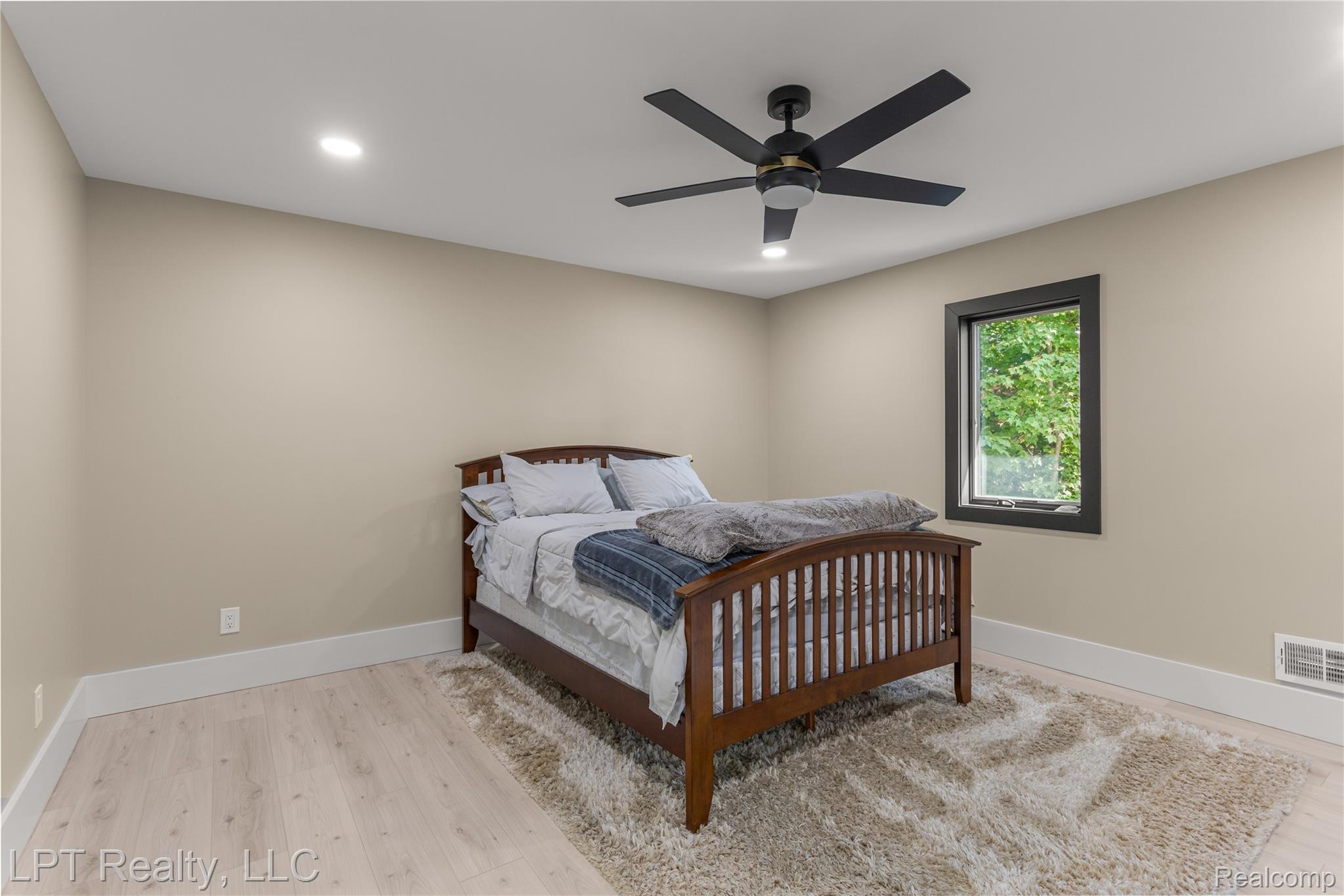 5029 Forest Valley Drive Property Photo 55