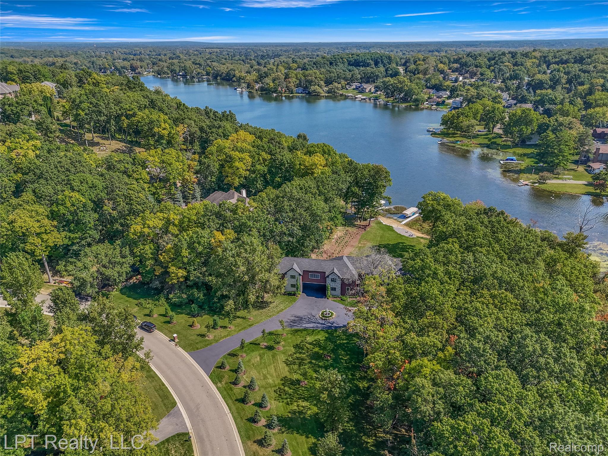 5029 Forest Valley Drive Property Photo 82