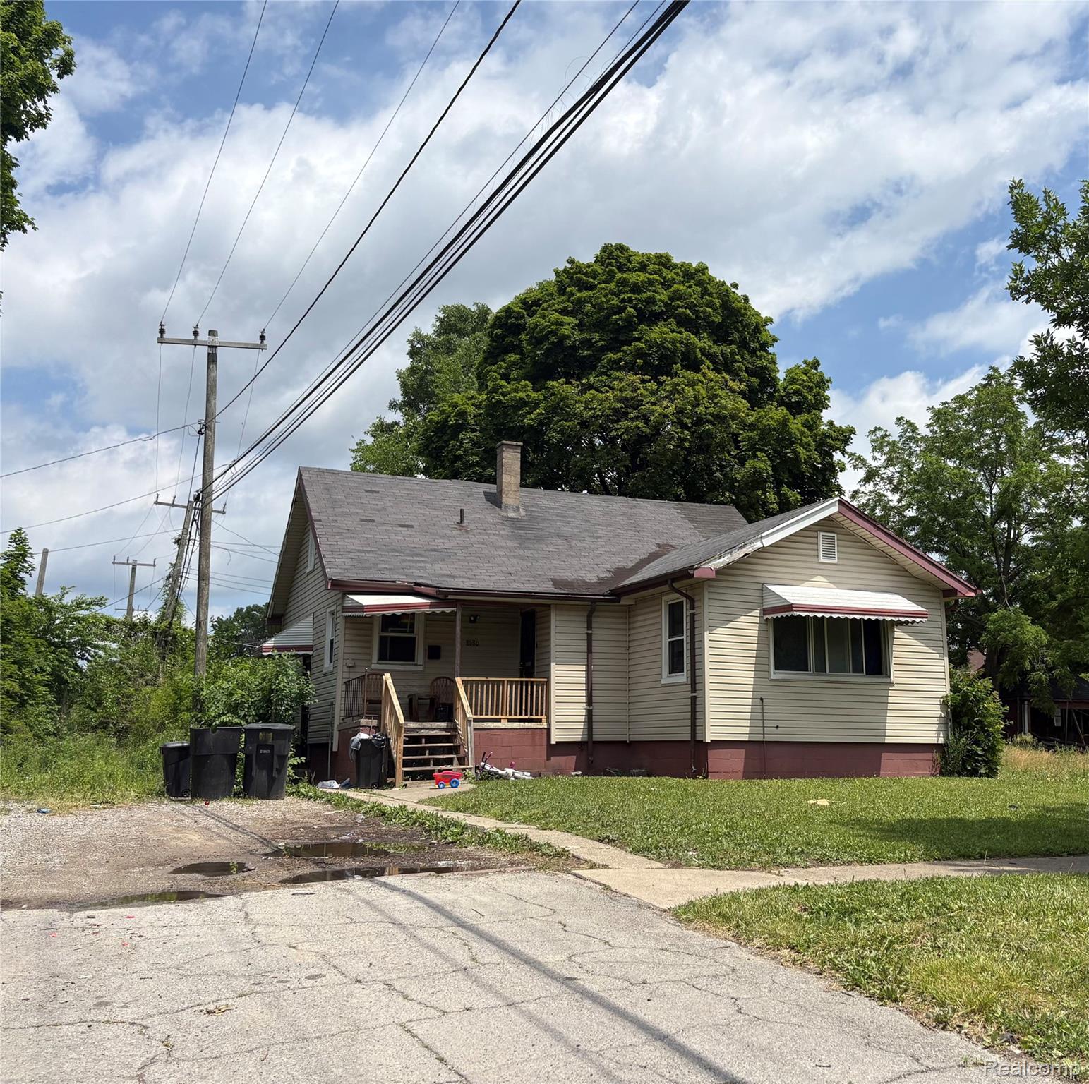 8680 Beechdale Street Property Photo 1