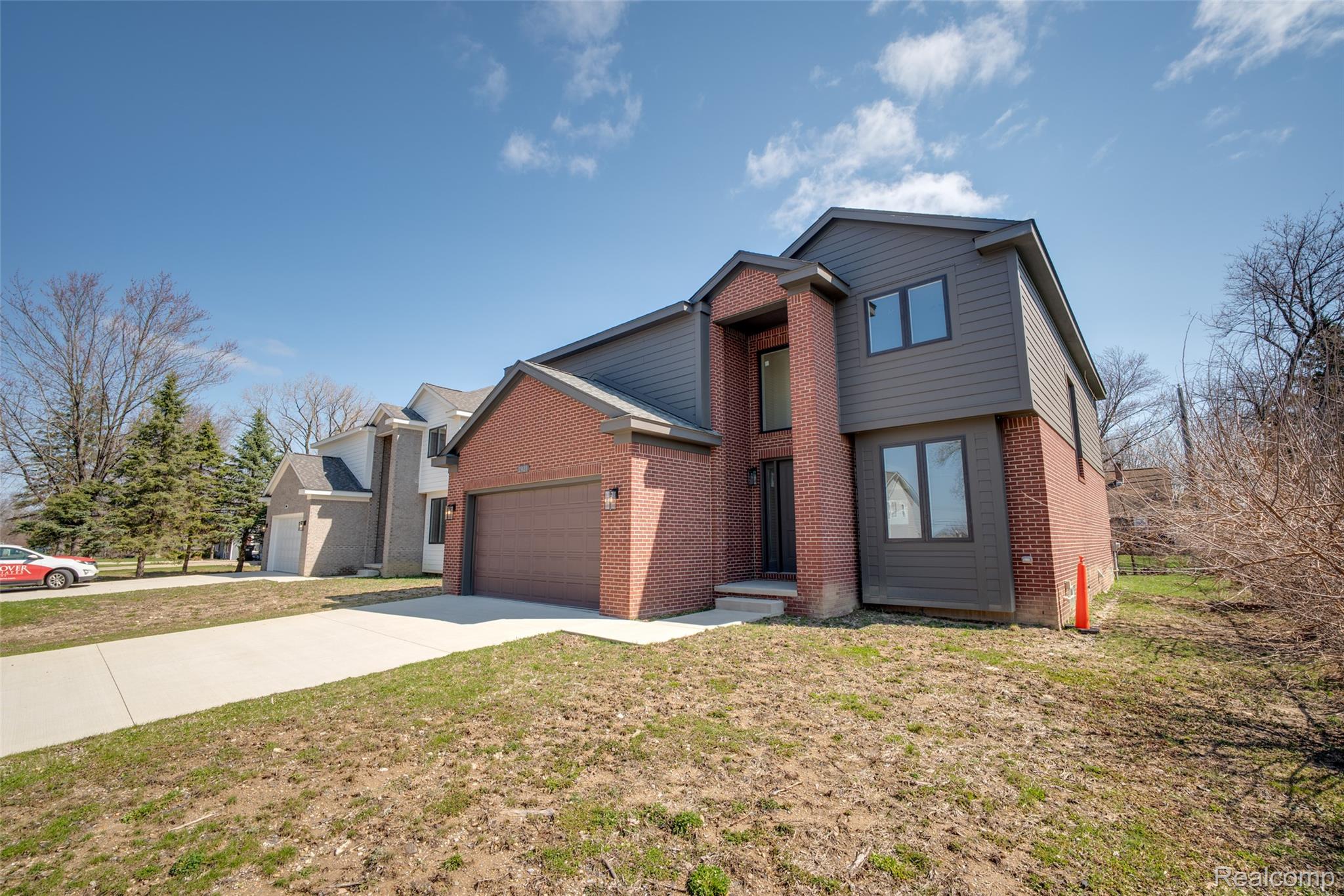 2921 Walsh Drive Property Photo 2