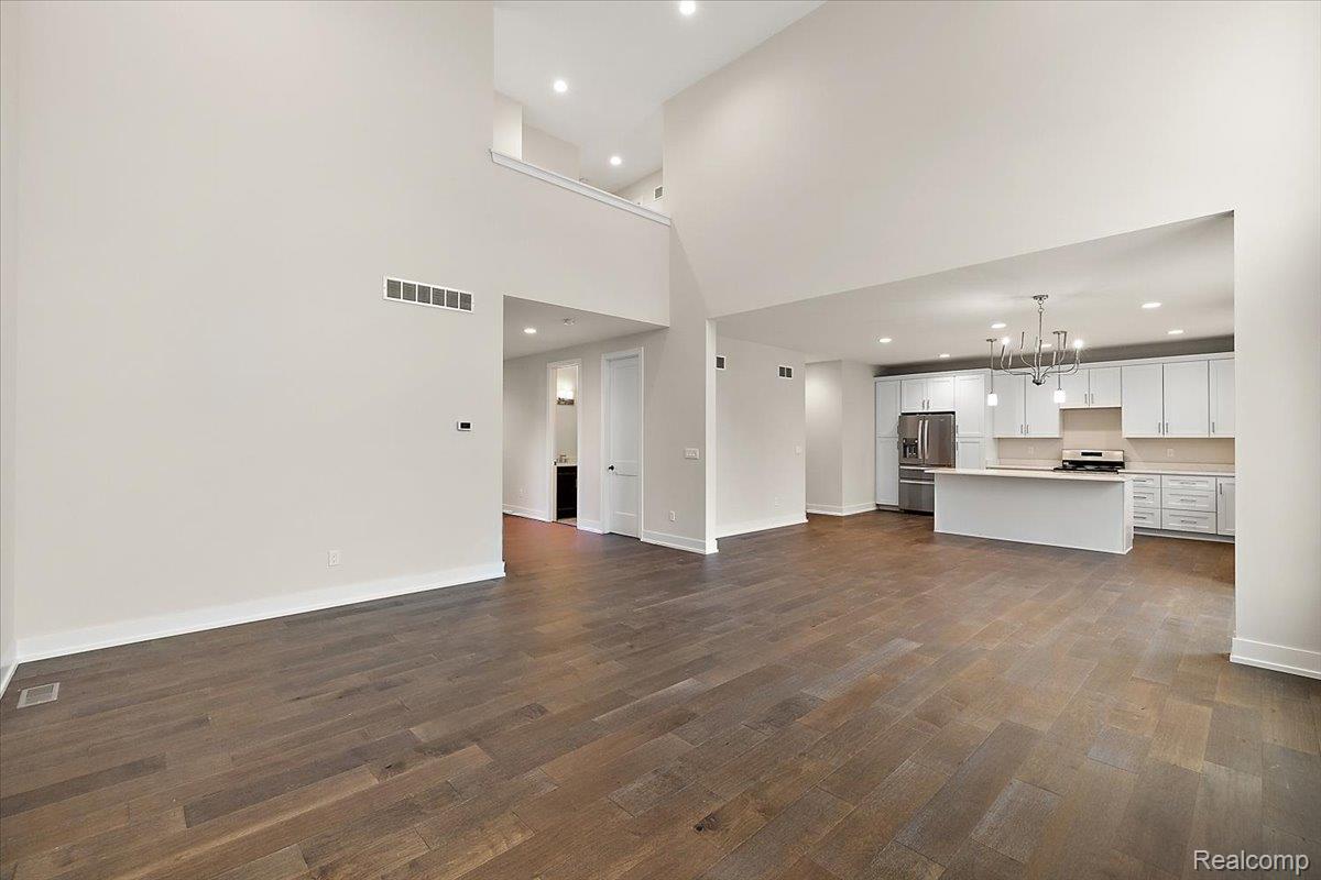 2921 Walsh Drive Property Photo 12