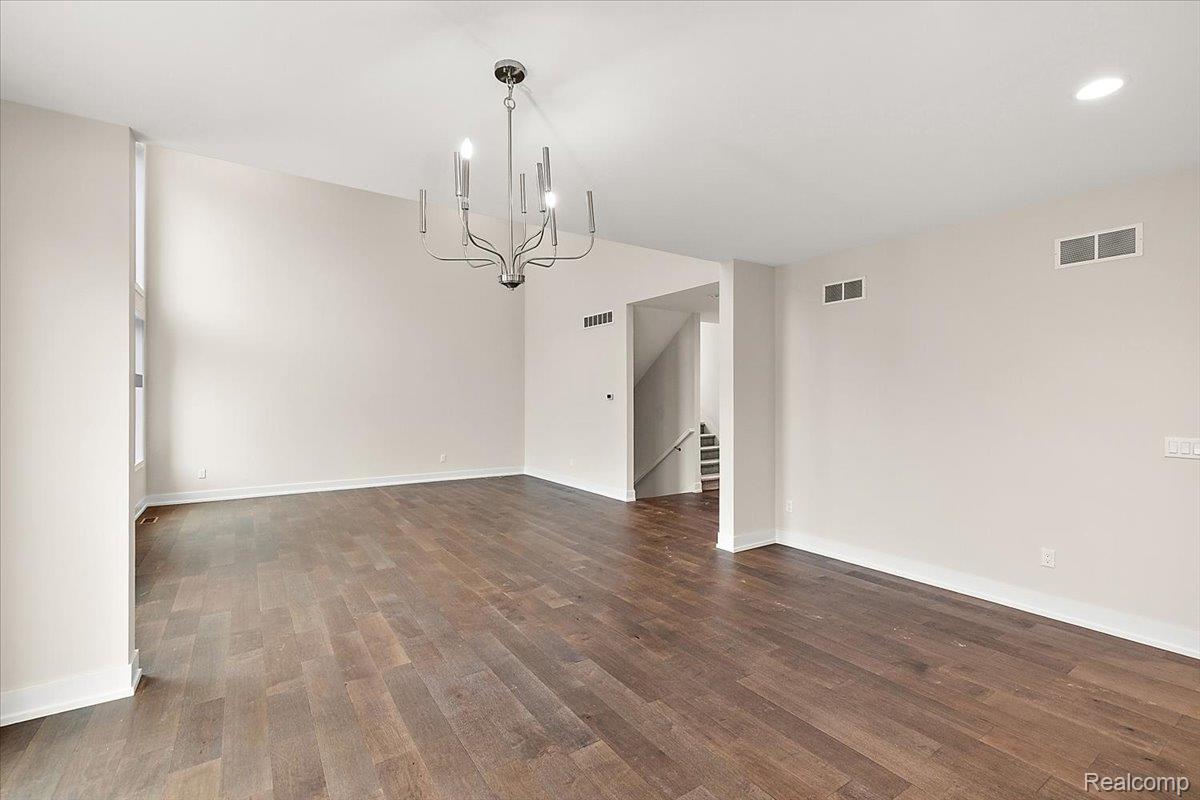 2921 Walsh Drive Property Photo 15