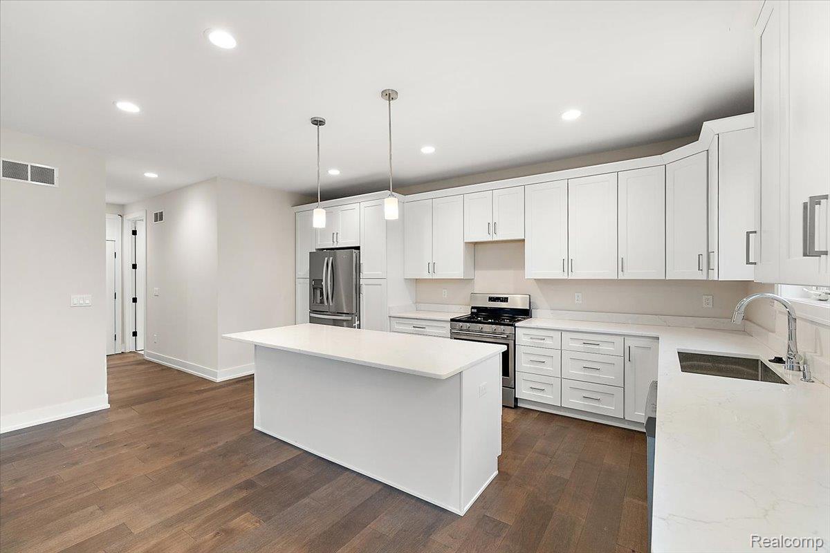 2921 Walsh Drive Property Photo 20