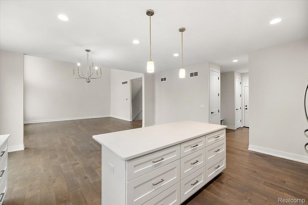 2921 Walsh Drive Property Photo 21