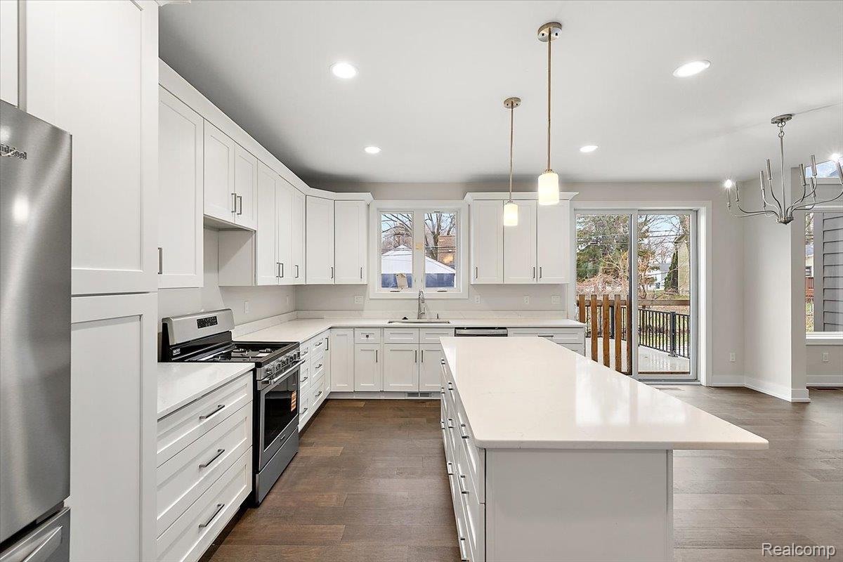 2921 Walsh Drive Property Photo 23