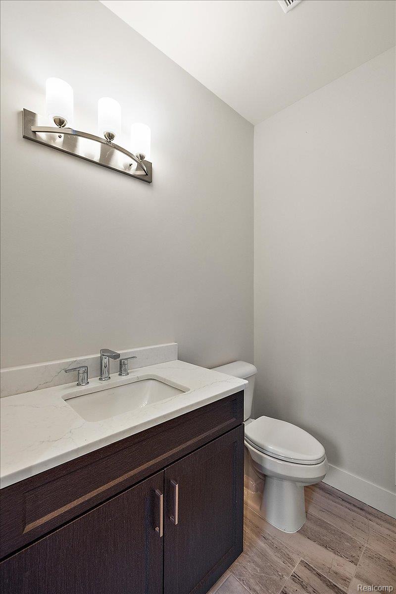 2921 Walsh Drive Property Photo 24