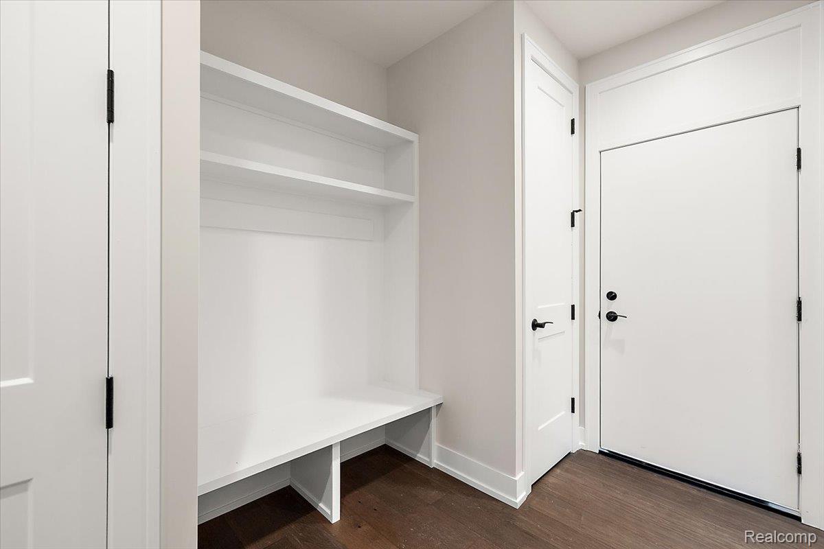 2921 Walsh Drive Property Photo 25