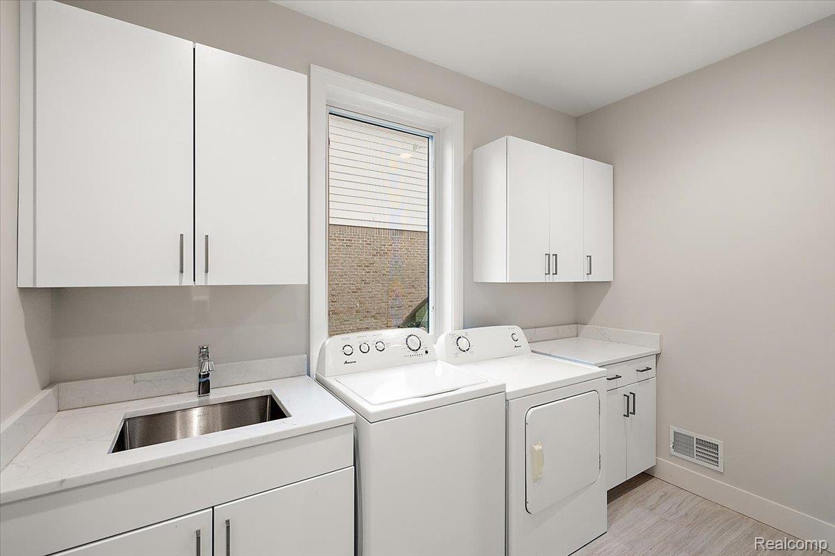 2921 Walsh Drive Property Photo 26