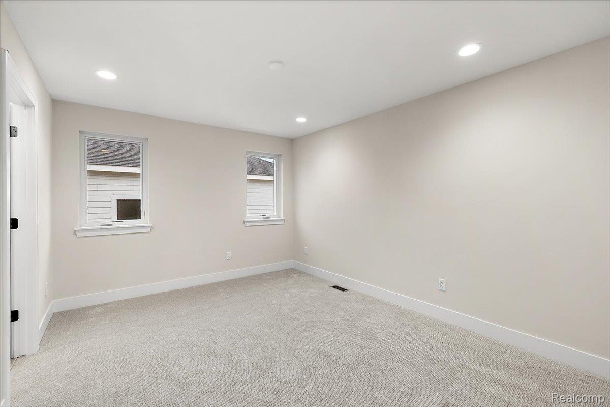2921 Walsh Drive Property Photo 39