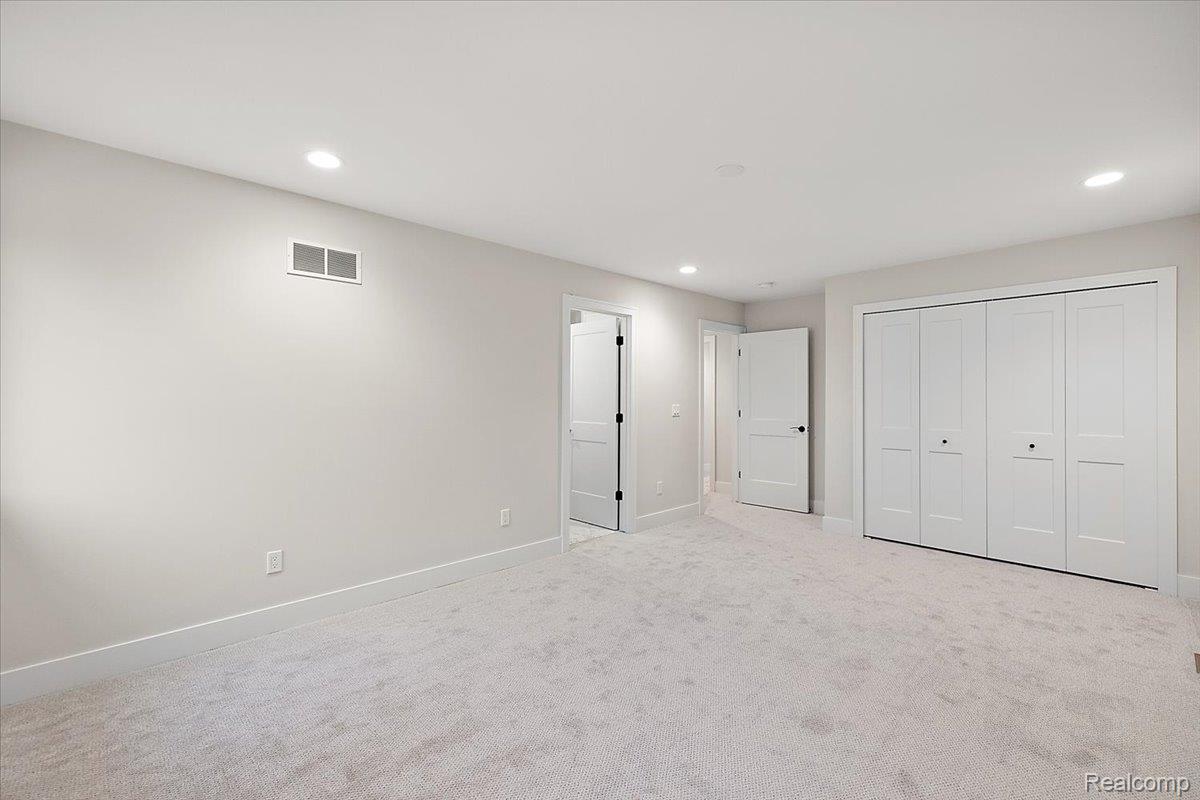2921 Walsh Drive Property Photo 44