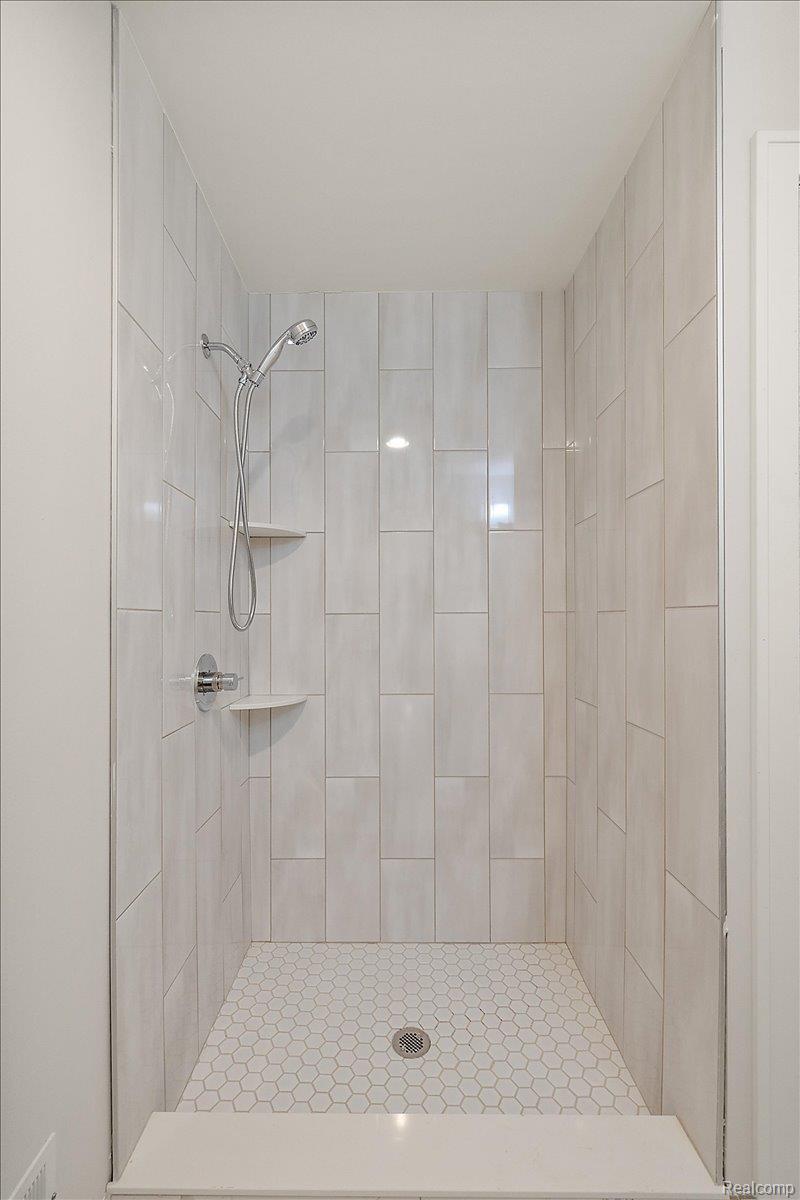2921 Walsh Drive Property Photo 46