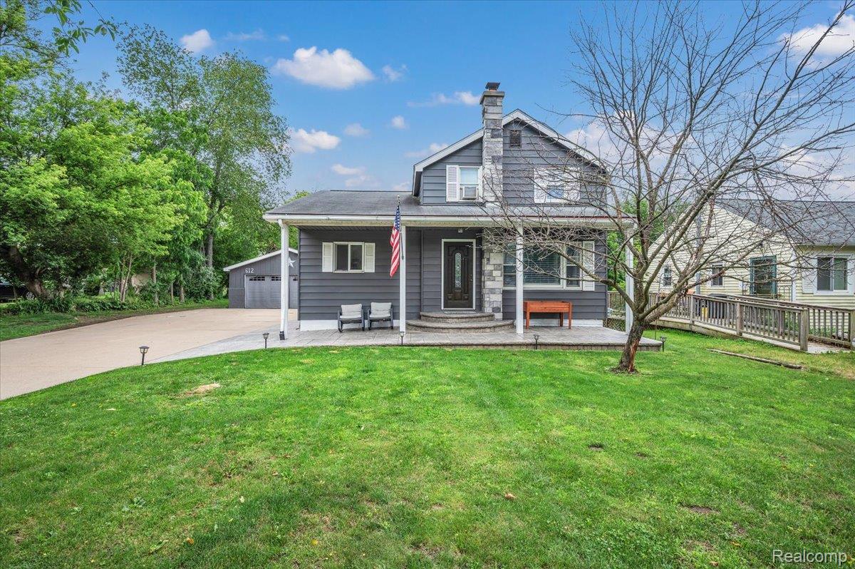 612 N Blacks Corners Road Property Photo 1